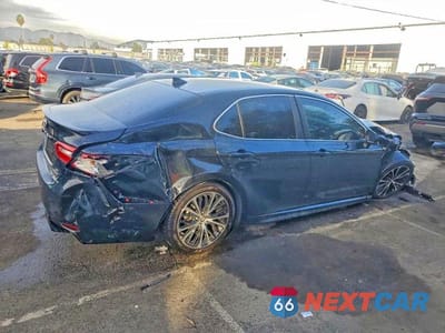 Trzecie zdjęcie samochodu z tyłu: 2019 TOYOTA CAMRY HYBRID VIN:4T1B21HK6KU010635 - miniatura