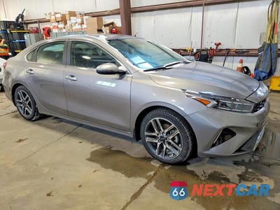 Czwarte zdjęcie samochodu z boku: 2024 KIA FORTE EX VIN:3KPF34AD3RE823262 - miniatura