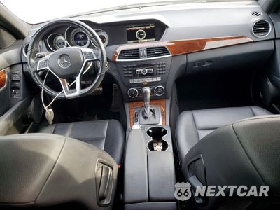 Zdjęcie 8 z 13 samochodu: 2014 MERCEDES-BENZ C 250 VIN:WDDGF4HB7EA961955 - miniatura