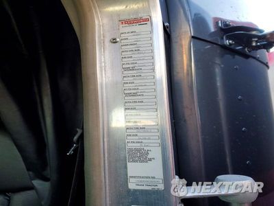 Zdjęcie 10 z 10 samochodu: 2018 KENWORTH W900 SEMI TRUCK VIN:1XKWD49X8JJ203143 - miniatura