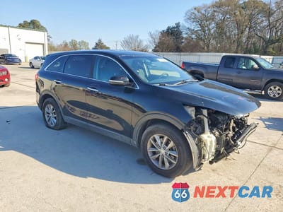 Czwarte zdjęcie samochodu z boku: 2016 KIA SORENTO LX VIN:5XYPG4A37GG002441 - miniatura