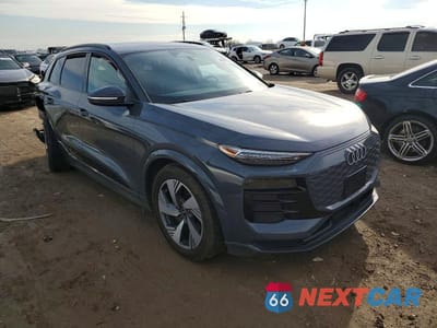 Czwarte zdjęcie samochodu z boku: 2025 AUDI Q6 E-TRON PRESTIGE VIN:WA134BGF6SA004200 - miniatura