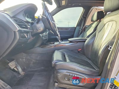 Zdjęcie 7 z 13 samochodu: 2017 BMW X5 XDRIVE35I VIN:5UXKR0C3XH0V72465 - miniatura