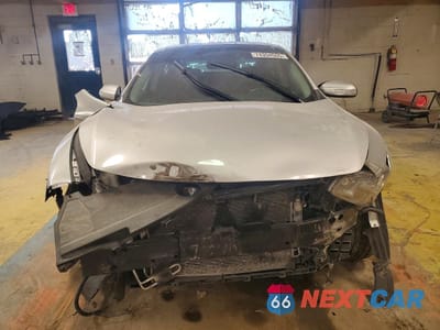 Piąte zdjęcie samochodu w środku: 2010 NISSAN MAXIMA VIN:1N4AA5AP7AC851437 - miniatura