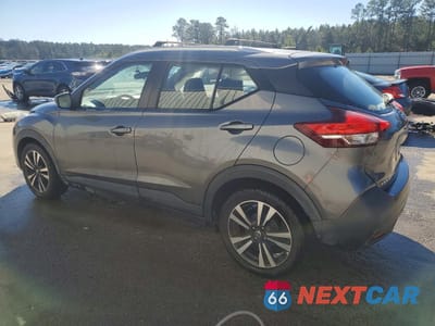 Drugie zdjęcie samochodu z przodu: 2019 NISSAN KICKS SV VIN:3N1CP5CU7KL523822 - miniatura