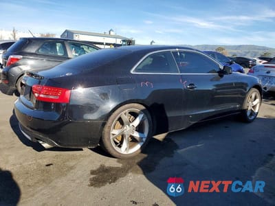 Trzecie zdjęcie samochodu z tyłu: 2010 AUDI A5 PREMIUM PLUS VIN:WAULFAFR7AA002330 - miniatura