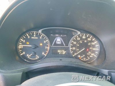 Zdjęcie 9 z 13 samochodu: 2015 NISSAN PATHFINDER S VIN:5N1AR2MN4FC605749 - miniatura