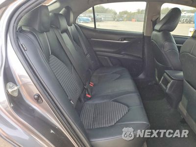 Zdjęcie 10 z 13 samochodu: 2019 TOYOTA CAMRY VIN:4T1B11HK4KU837486 - miniatura