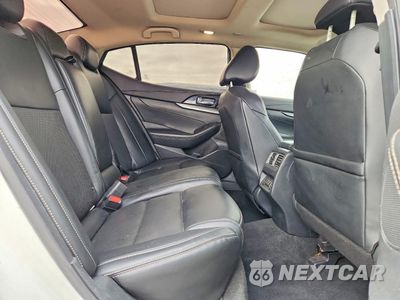 Zdjęcie 10 z 14 samochodu: 2022 NISSAN MAXIMA SL VIN:1N4AA6DV9NC503516 - miniatura