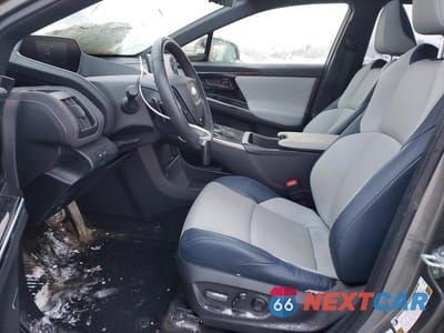 Zdjęcie 7 z 12 samochodu: 2023 SUBARU SOLTERRA PREMIUM VIN:JTMABABA1PA006937 - miniatura