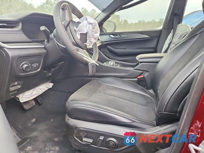 Zdjęcie 7 z 14 samochodu: 2025 JEEP GRAND CHEROKEE L LAREDO VIN:1C4RJKAG0S8740258 - miniatura