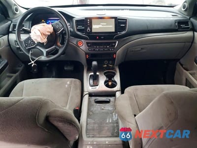 Zdjęcie 8 z 13 samochodu: 2020 HONDA PILOT EX VIN:5FNYF5H37LB026193 - miniatura
