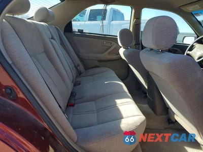 Zdjęcie 10 z 12 samochodu: 2001 TOYOTA CAMRY CE VIN:4T1BG22K31U865808 - miniatura