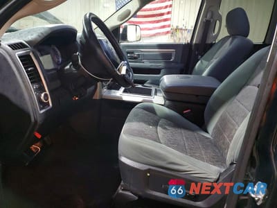 Zdjęcie 7 z 11 samochodu: 2015 RAM 1500 SLT VIN:1C6RR7GT1FS698788 - miniatura