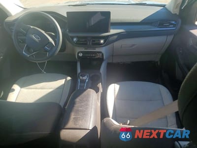 Zdjęcie 8 z 12 samochodu: 2025 FORD ESCAPE ACTIVE VIN:1FMCU0GN7SUA29764 - miniatura