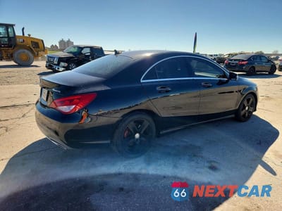 Trzecie zdjęcie samochodu z tyłu: 2018 MERCEDES-BENZ CLA 250 4MATIC VIN:WDDSJ4GB2JN513278 - miniatura