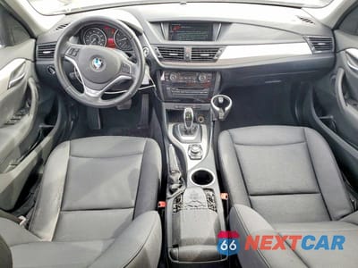 Zdjęcie 8 z 12 samochodu: 2015 BMW X1 SDRIVE28I VIN:WBAVM1C51FVW58586 - miniatura