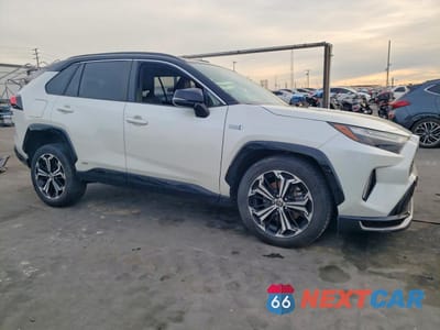 Czwarte zdjęcie samochodu z boku: 2022 TOYOTA RAV4 PRIME XSE VIN:JTMEB3FV7ND094138 - miniatura