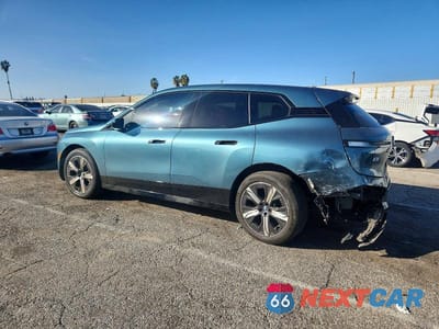 Drugie zdjęcie samochodu z przodu: 2025 BMW IX XDRIVE50 VIN:WB523CF0XSCT07729 - miniatura