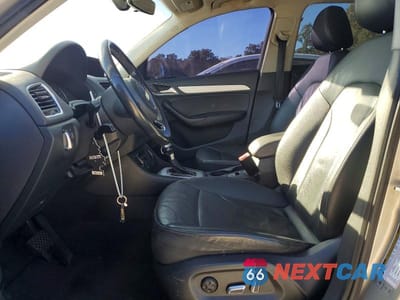 Zdjęcie 7 z 12 samochodu: 2017 AUDI Q3 PREMIUM VIN:WA1ECCFS3HR013074 - miniatura