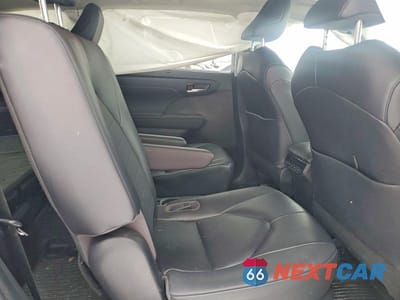 Zdjęcie 10 z 11 samochodu: 2023 TOYOTA HIGHLANDER L VIN:5TDKDRBH8PS040340 - miniatura