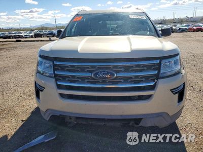 Piąte zdjęcie samochodu w środku: 2018 FORD EXPLORER XLT VIN:1FM5K7D85JGA14635 - miniatura