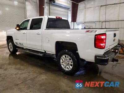 Drugie zdjęcie samochodu z przodu: 2017 CHEVROLET SILVERADO K2500 HEAVY DUTY LT VIN:1GC1KVEY6HF149225 - miniatura