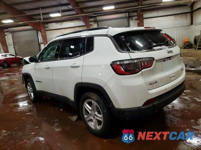 Drugie zdjęcie samochodu z przodu: 2023 JEEP COMPASS LATITUDE VIN:3C4NJDBN9PT566934 - miniatura