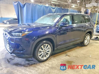 2026 TOYOTA GRAND HIGHLANDER PLATINUM 5TDAAAB58TS117696 - główne zdjęcie licytacji z USA - miniatura