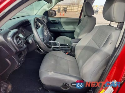 Zdjęcie 7 z 11 samochodu: 2018 TOYOTA TACOMA DOUBLE CAB VIN:5TFAX5GN2JX119613 - miniatura