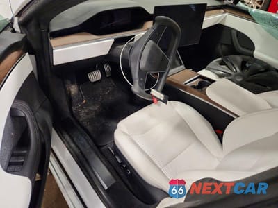 Zdjęcie 8 z 12 samochodu: 2023 TESLA MODEL S VIN:5YJSA1E5XPF502316 - miniatura