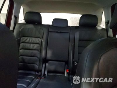 Zdjęcie 10 z 12 samochodu: 2018 VOLKSWAGEN TIGUAN SEL PREMIUM VIN:3VV4B7AX1JM029586 - miniatura