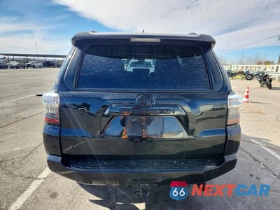 Zdjęcie 6 z 11 samochodu: 2022 TOYOTA 4RUNNER VIN:JTEFU5JR2N5255604 - miniatura