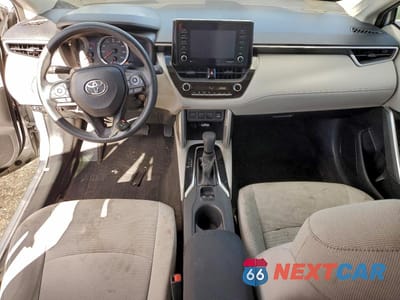 Zdjęcie 8 z 13 samochodu: 2022 TOYOTA COROLLA CROSS L VIN:7MUAAAAG0NV031438 - miniatura
