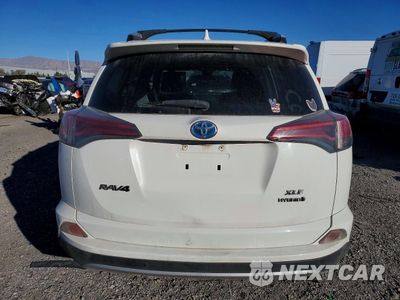 Zdjęcie 6 z 14 samochodu: 2016 TOYOTA RAV4 HV XLE VIN:JTMRJREV3GD028195 - miniatura