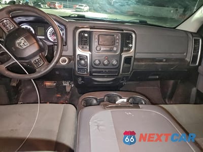 Zdjęcie 8 z 14 samochodu: 2019 RAM 1500 CLASSIC SLT VIN:1C6RR7TTXKS587446 - miniatura