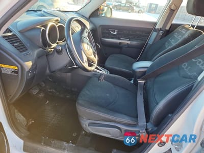 Zdjęcie 7 z 13 samochodu: 2012 KIA SOUL + VIN:KNDJT2A60C7473354 - miniatura