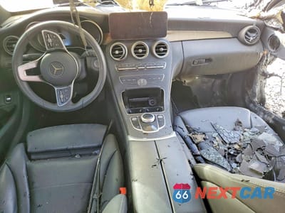 Zdjęcie 8 z 12 samochodu: 2019 MERCEDES-BENZ C 300 VIN:55SWF8DB5KU300865 - miniatura