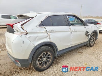 Trzecie zdjęcie samochodu z tyłu: 2020 MITSUBISHI ECLIPSE CROSS ES VIN:JA4AS3AA9LZ001570 - miniatura