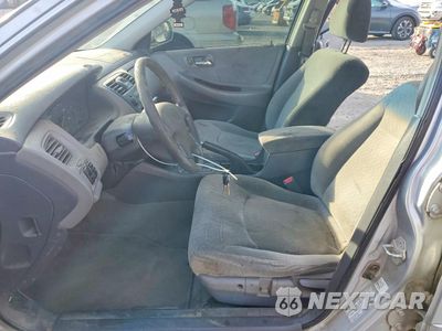 Zdjęcie 7 z 12 samochodu: 2002 HONDA ACCORD SE VIN:1HGCG567X2A048517 - miniatura