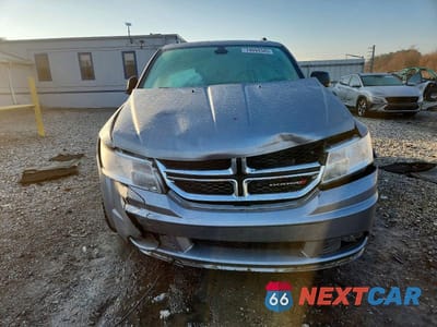 Piąte zdjęcie samochodu w środku: 2020 DODGE JOURNEY SE VIN:3C4PDCAB7LT250119 - miniatura