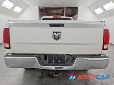 Zdjęcie 6 z 12 samochodu: 2016 RAM 1500 ST VIN:3C6JR6DM3GG390311 - miniatura