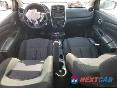 Zdjęcie 8 z 11 samochodu: 2018 NISSAN VERSA VIN:3N1CN7AP4JL862910 - miniatura