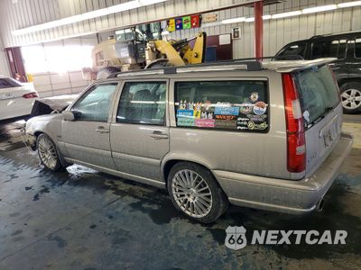Drugie zdjęcie samochodu z przodu: 1998 VOLVO V70 GLT VIN:YV1LW5641W2371422 - miniatura