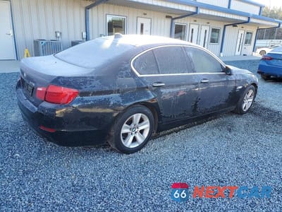 Trzecie zdjęcie samochodu z tyłu: 2012 BMW 528 VIN:WBAXH5C56CDW08885 - miniatura