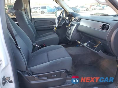 Zdjęcie 7 z 13 samochodu: 2009 CHEV TAHOE SPECIAL VIN:1GNFK030X9R202974 - miniatura