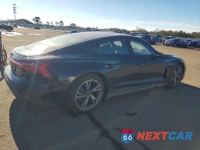 Trzecie zdjęcie samochodu z tyłu: 2024 AUDI E-TRON GT PRESTIGE VIN:WAUDJBFW5R7000230 - miniatura