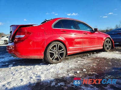 Trzecie zdjęcie samochodu z tyłu: 2012 MERCEDES-BENZ C 300 4MATIC VIN:WDDGF8BB7CR209137 - miniatura