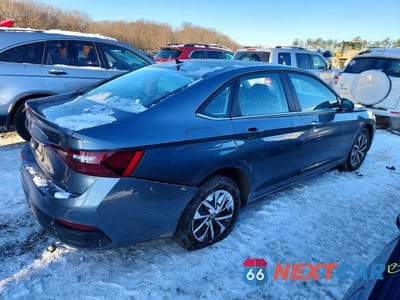 Trzecie zdjęcie samochodu z tyłu: 2024 VOLKSWAGEN JETTA S VIN:3VW5M7BU3RM051101 - miniatura