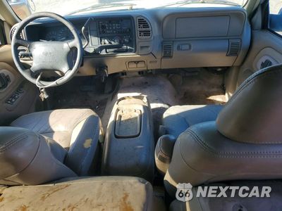 Zdjęcie 8 z 13 samochodu: 1997 GMC SUBURBAN K2500 VIN:3GKGK26J5VG518147 - miniatura